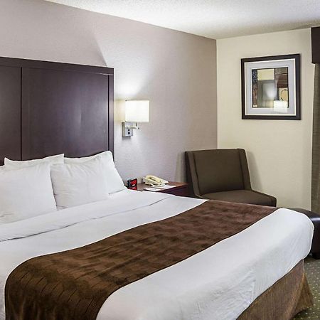 Quality Inn & Suites Clackamas - Portland Екстер'єр фото
