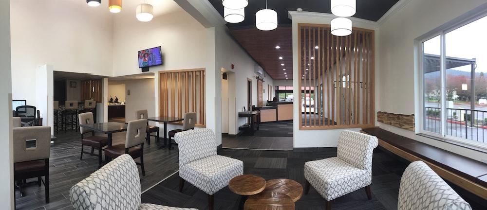Quality Inn & Suites Clackamas - Portland Екстер'єр фото