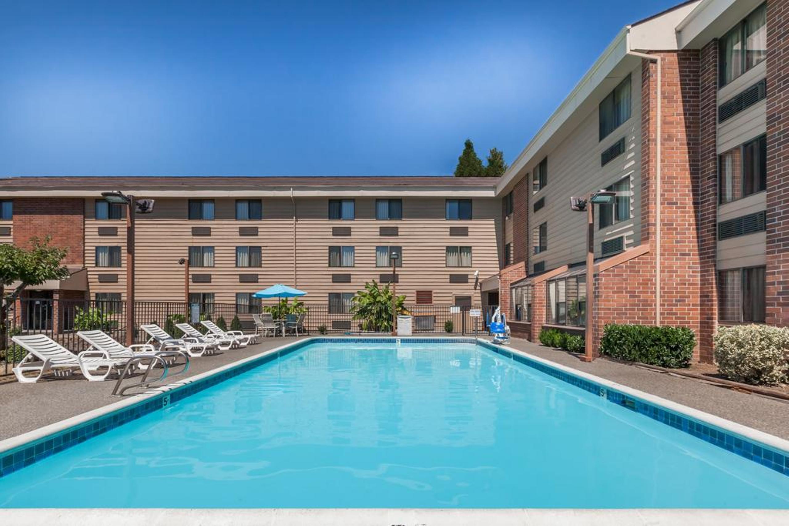 Quality Inn & Suites Clackamas - Portland Екстер'єр фото