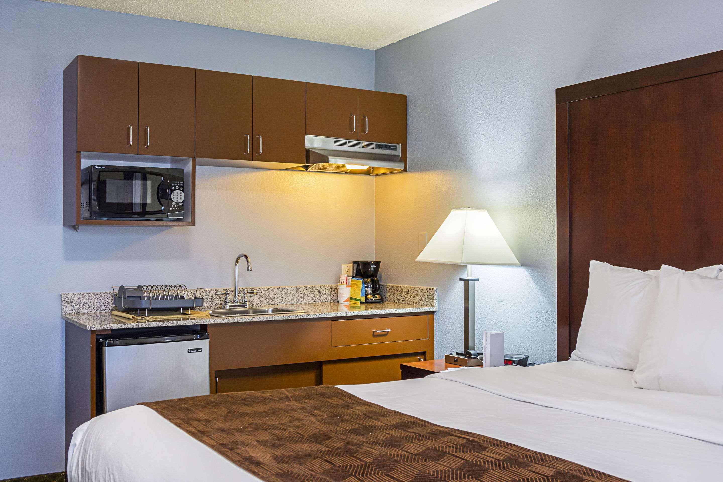 Quality Inn & Suites Clackamas - Portland Екстер'єр фото